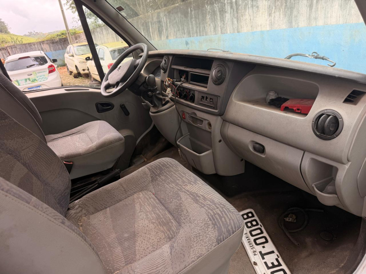 RENAULT MASTER AMB1, ANO/MOD 2010/2010, COR BRANCA, DIESEL — foto 4