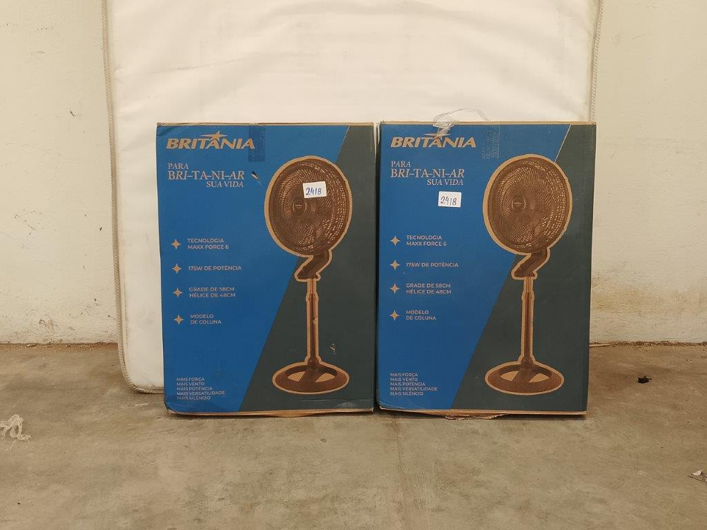 02 Ventiladores de Coluna Britânia