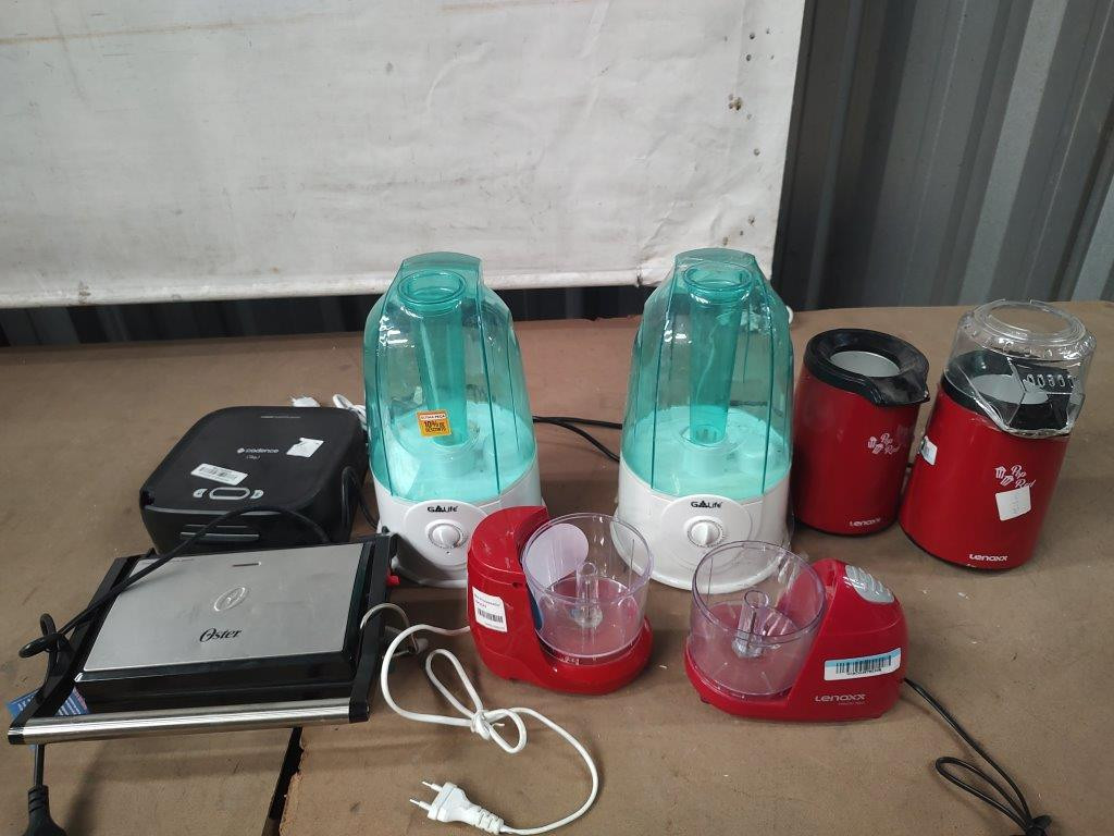 08 Itens Sendo: 02 Sanduicheiras/Grills + 02 Pipoqueiras + 02 Miniprocessadores + 02 Umidificadores