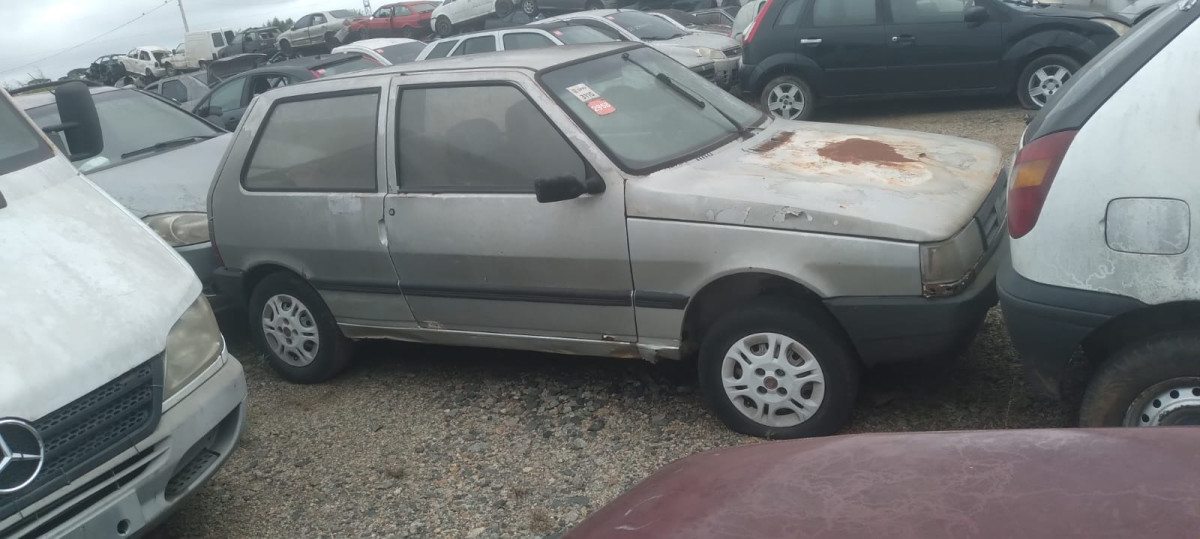 Fiat/Uno S - Sucata