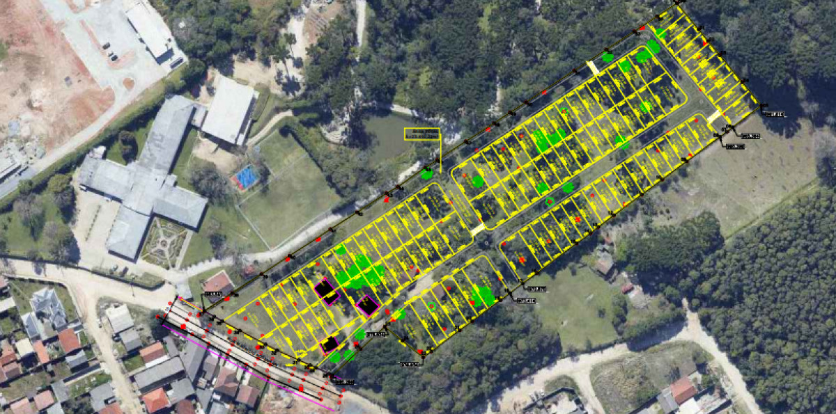 TERRENO RURAL COM CASAS — foto 1