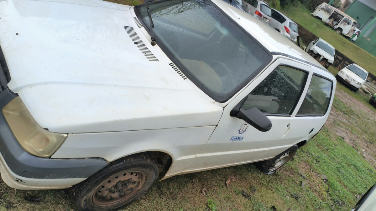 FIAT/UNO MILLE ECONOMY | 2011/2012 | ALCOOL/GASOLINA | BRANCA — foto 2