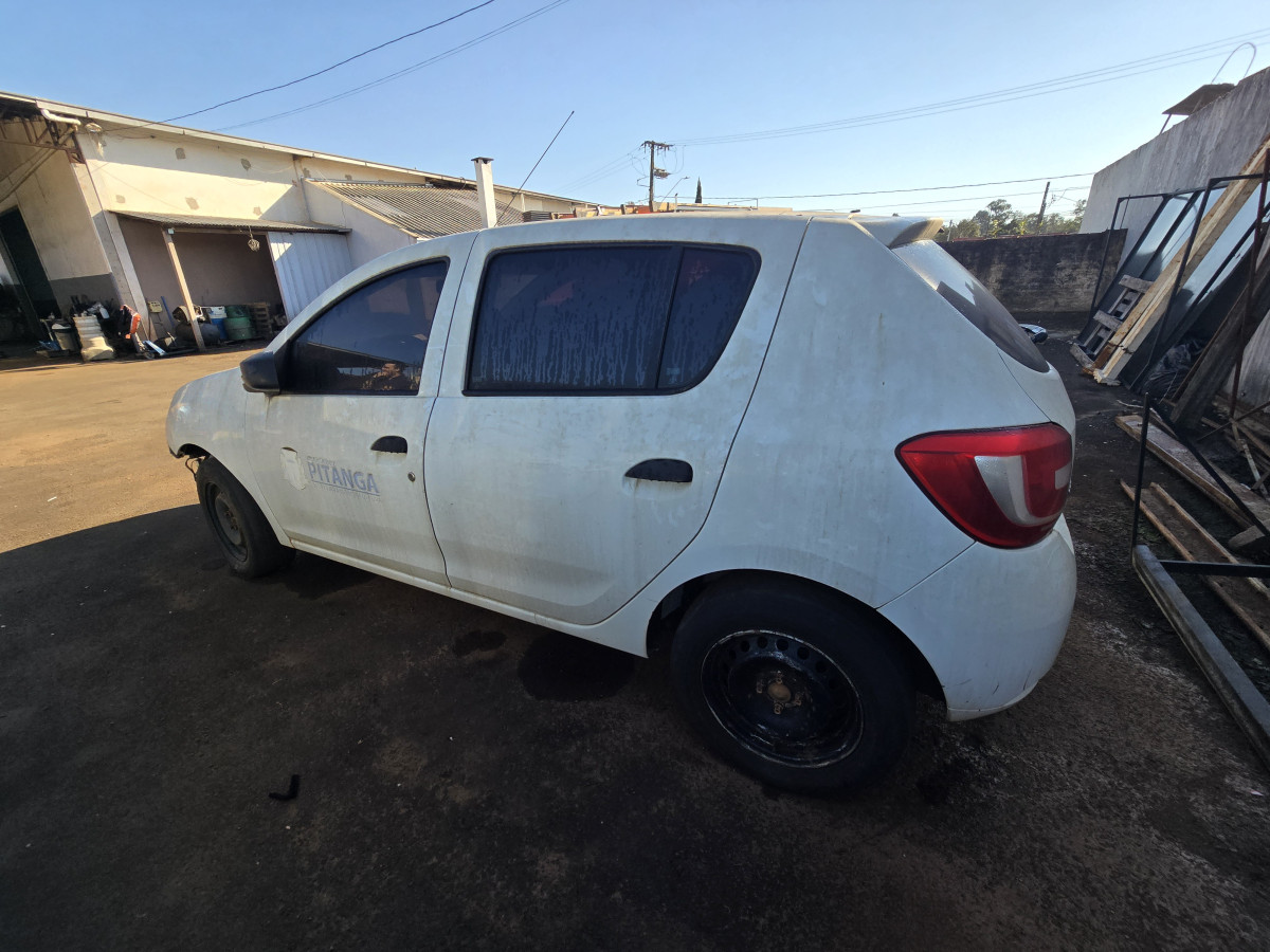 RENAULT/SANDERO AUTH 10 | 2018/2018 | ALCOOL/GASOLINA | BRANCA | BCD-3052 — foto 3