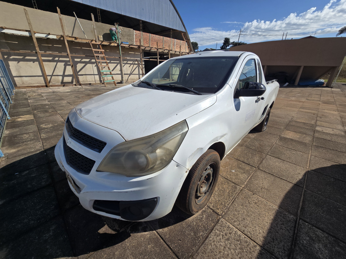 CHEVROLET/MONTANA LS | 2012/2013 | ALCOOL/GASOLINA | BRANCA | AVK4015 — foto 2