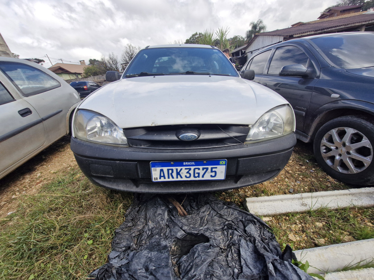 FORD/COURIER L 1.6 FLEX | 2009/2009 | ALCOOL/GASOLINA — foto 1