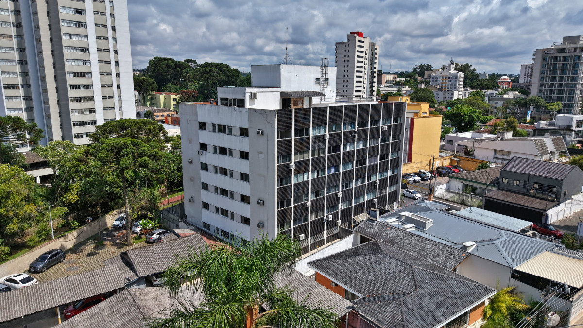 APARTAMENTO NO CONDOMÍNIO EDIFÍCIO DOM RODRIGO FLAT SERVICE, CENTRO CÍVICO — foto 2