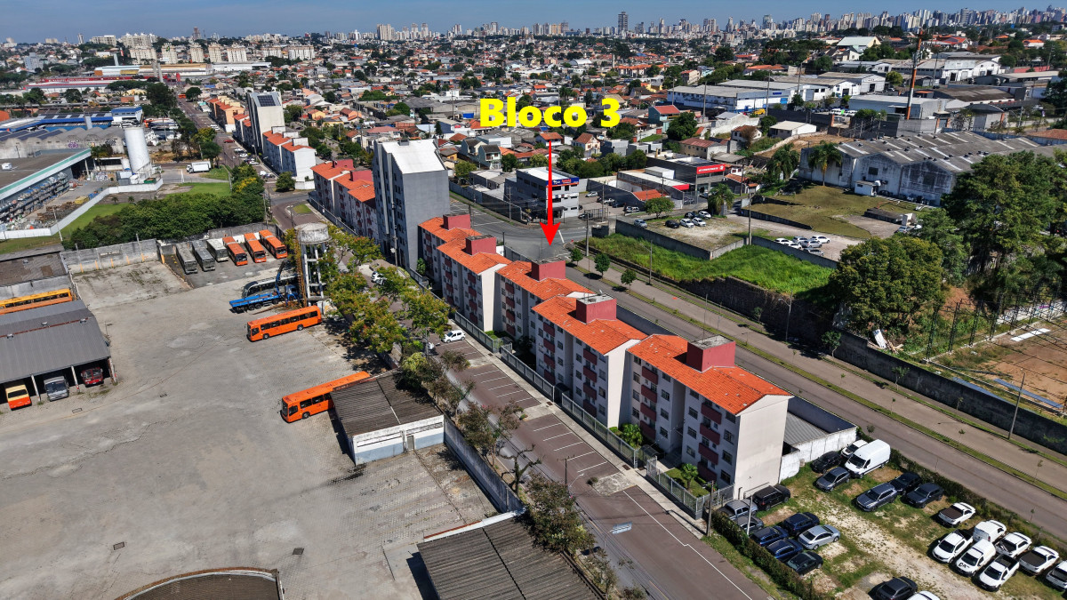 APARTAMENTO NO CONDOMÍNIO CONJUNTO RESIDENCIAL AVENIDA DA REPÚBLICA I, PAROLIN — foto 4