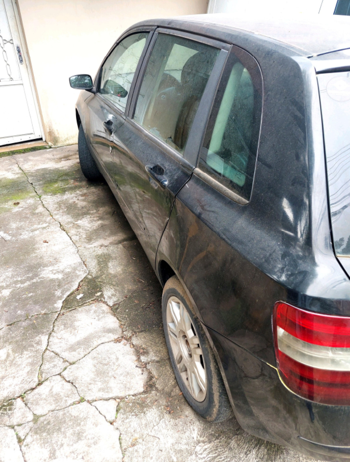 VEÍCULO MARCA/MODELO FIAT/STILO FLEX 1.8 — foto 2