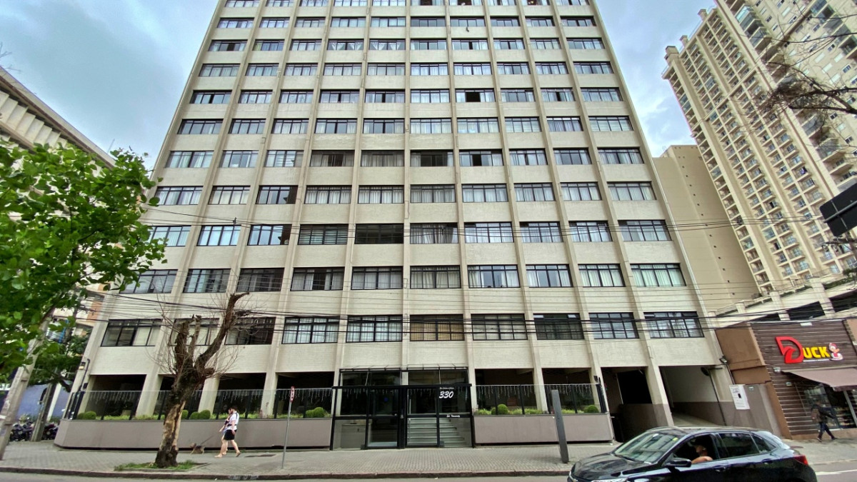 50% DO APARTAMENTO COM VAGA DE GARAGEM NO CONDOMÍNIO EDIFÍCIO ITAMARATY, CENTRO — foto 1