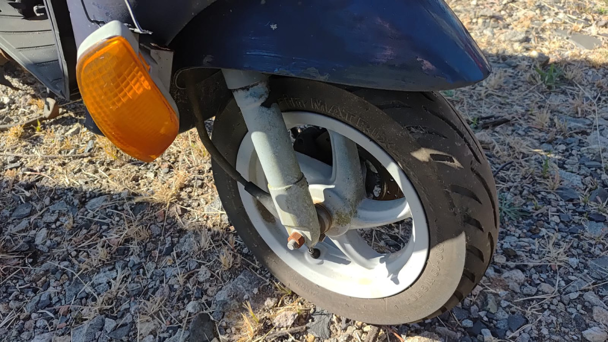 LEILÃO JUDICIAL DE SUCATA DE MOTOCICLETA - Sucata aproveitável com motor inservível. — foto 3