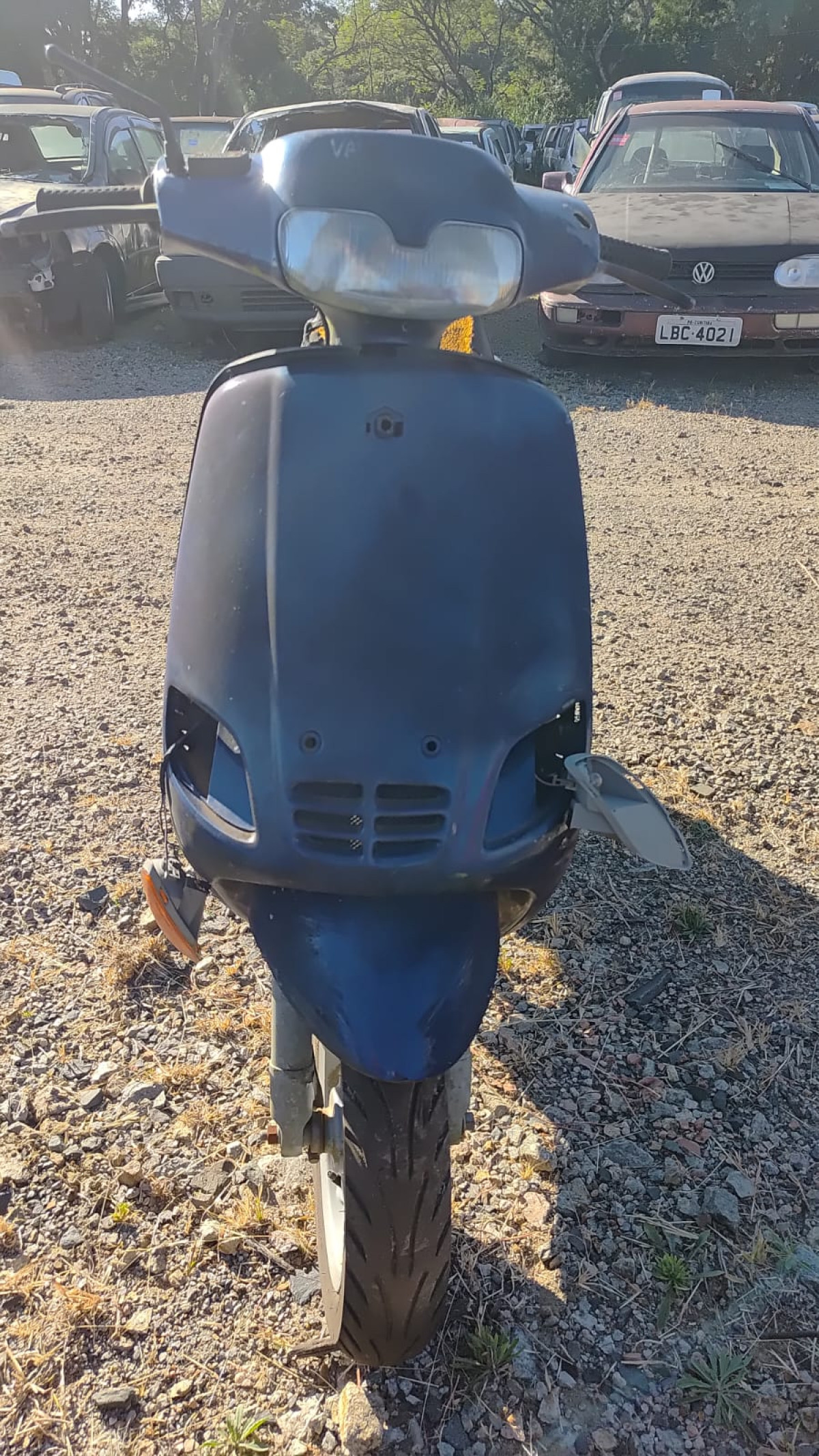 LEILÃO JUDICIAL DE SUCATA DE MOTOCICLETA - Sucata aproveitável com motor inservível. — foto 1