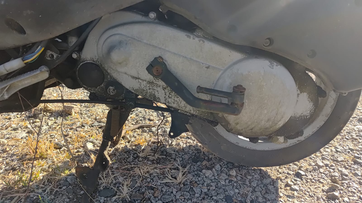 LEILÃO JUDICIAL DE SUCATA DE MOTOCICLETA - Sucata aproveitável com motor inservível. — foto 5