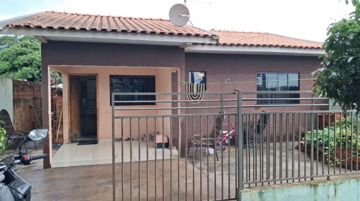 Casa em Cambira - PR — foto 1