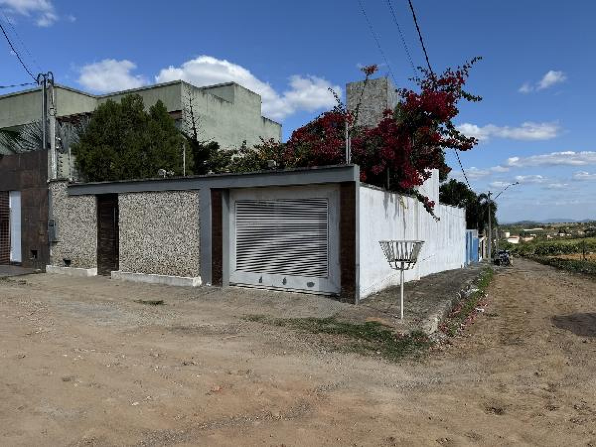 BA/EUCLIDES DA CUNHA - Casa em CENTRO — foto 1