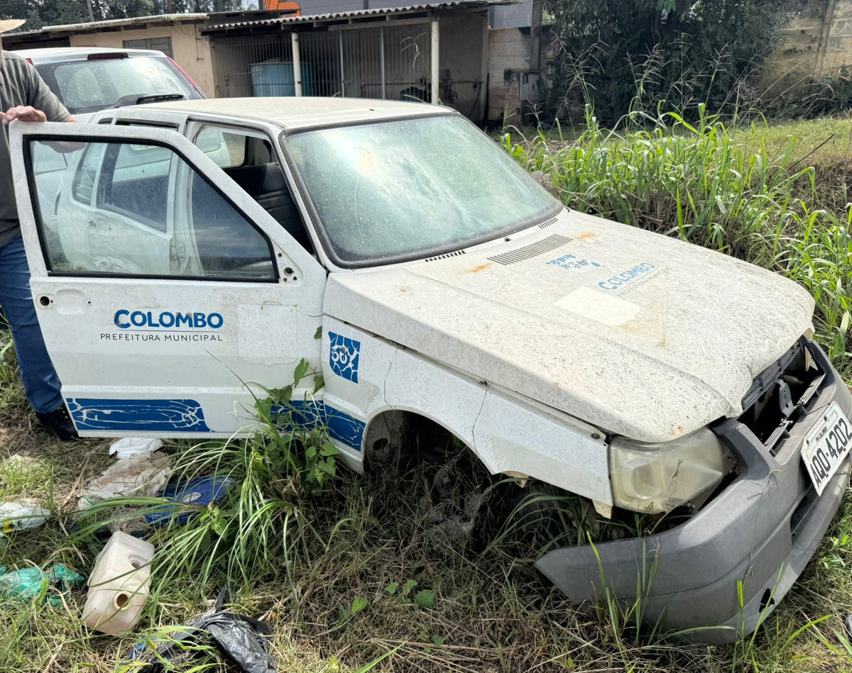 FIAT UNO MILLE FIRE 1.0 - Placas: AQ04202 - Branca - Flex - Espécie: Pas./Automóvel - Ano/Modelo: 08/08 - Cap./Pot.: SP/6SCV - Chassi: 9BD15822786168920 - Renavan: 98288912-7 — foto 1