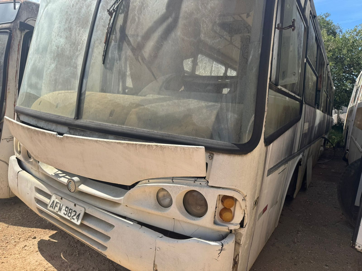 M.BENZ OF 1620 - Placas: AFW9824 - Branca - Diesel - Espécie: Pas/onibus - Ano/Modelo: 95/96 - Cap./Pot.: 31P/204CV - Chassi: 9BM384087SB076392 - Renavan: 64847614-6 — foto 1