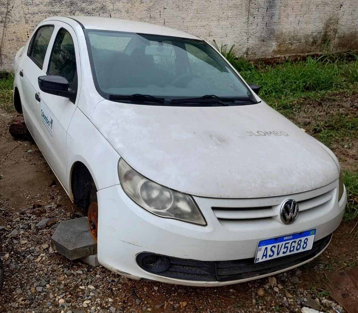 VW VOYAGE 1.0 - Placas: ASV5G88 - Branca - Flex - Espécie: Pas./Automóvel - Ano/Modelo: 10/11 - Cap./Pot.: 5P/76CV - Chassi: 9BWDA05U5BT034243 - Renavan: 22508936-0 — foto 1