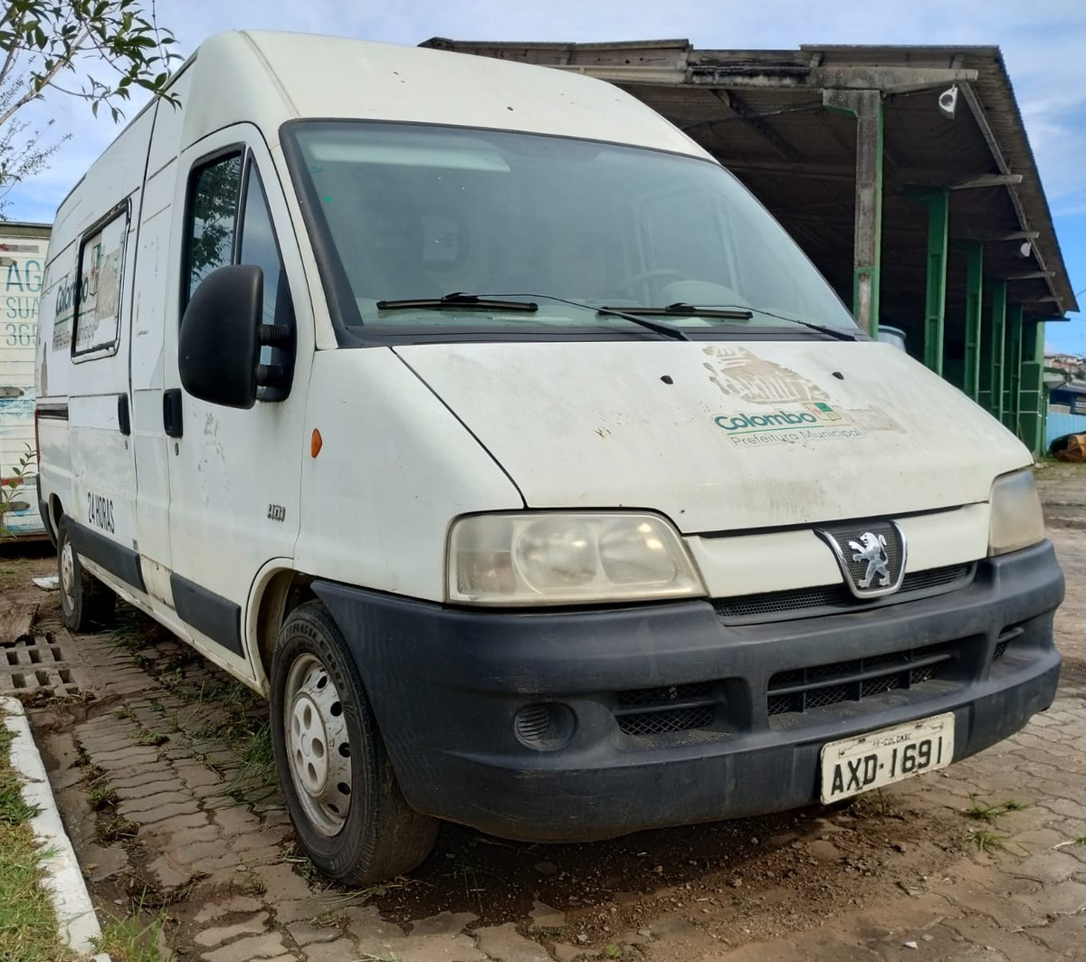 PEUGEOT BOXER AMB - Placas: AXD1690 - Branca - Diesel - Espécie: ESP/camionete/Ambulancia Ano/Modelo: 12/13 - Cap./Pot.: 8P/127CV - Chassi: 936ZCWMNCD2108761 - Renavan: 55048500-7 — foto 1