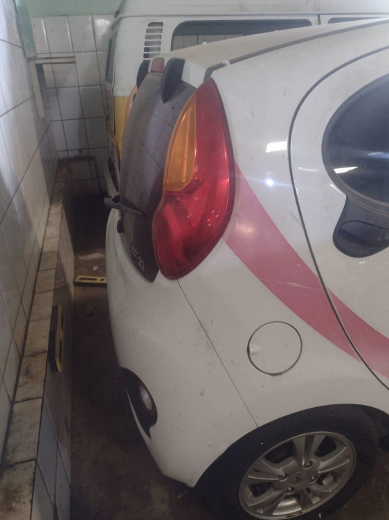 Automóvel Chery/QQ 1.0 Look - Ano 2019 - Cor Branca — foto 3
