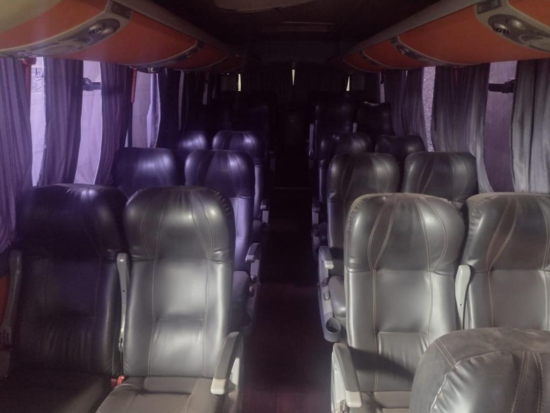 Ônibus Marcopolo/Volare W9 ON - Ano 2012 - Cor Cinza — foto 5