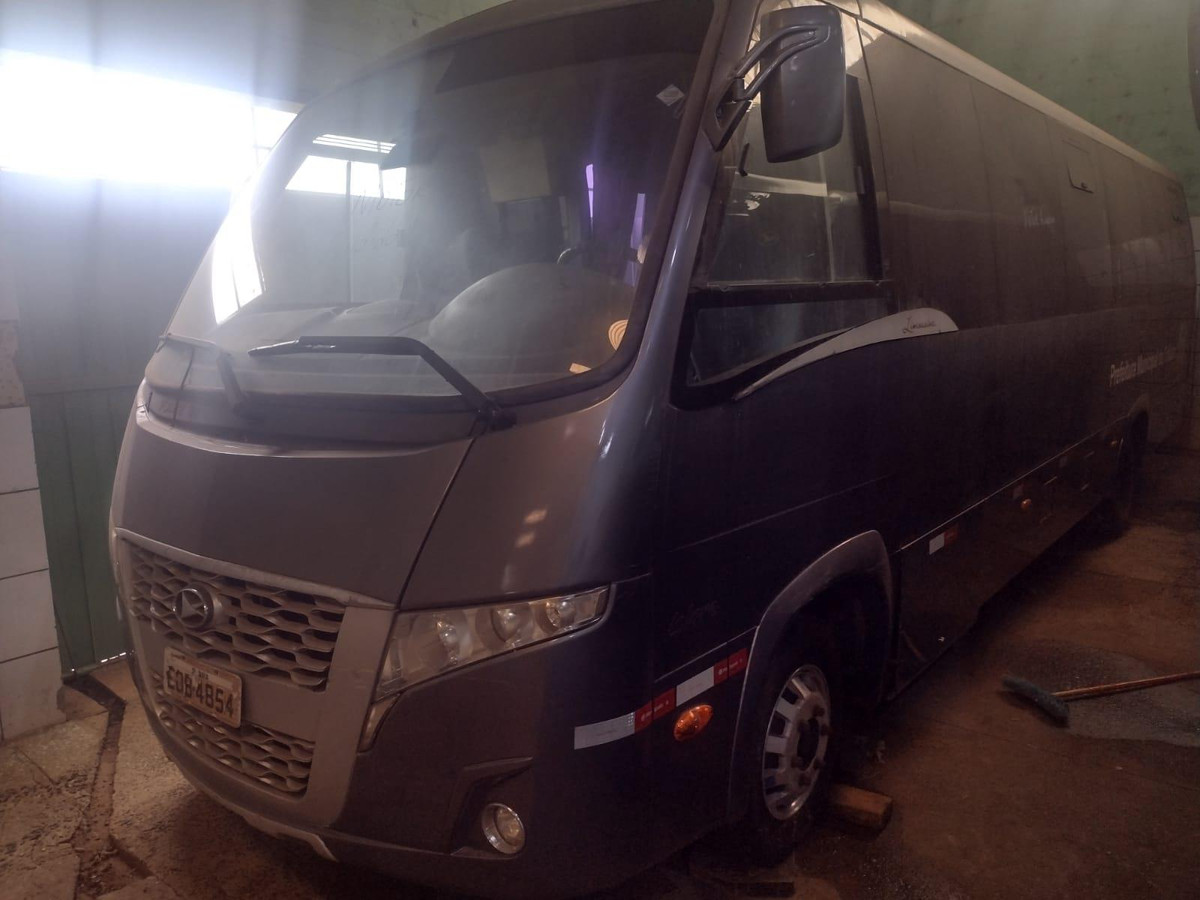 Ônibus Marcopolo/Volare W9 ON - Ano 2012 - Cor Cinza — foto 3