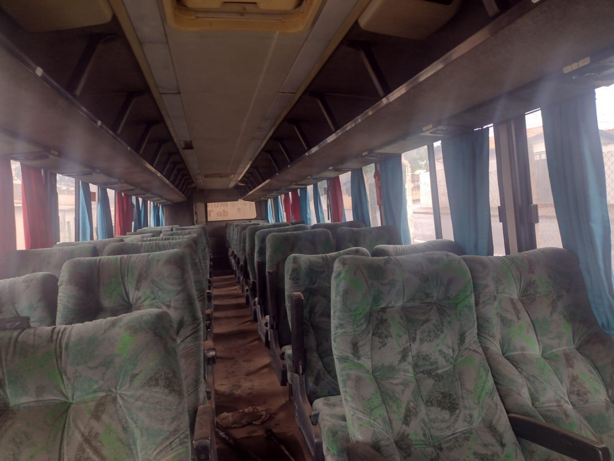 Ônibus M.Benz/O 400 RSE PL - Ano 1998 - Cor Branca — foto 2