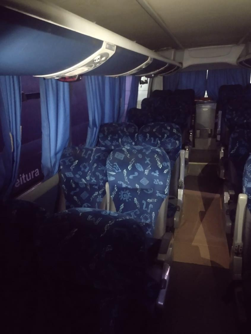 Ônibus Marcopolo/Volare W9 ON - Ano 2012 - Cor Prata — foto 4