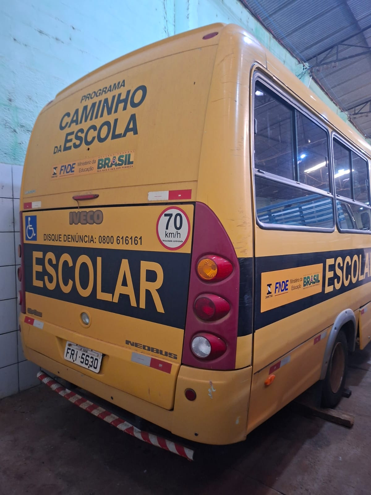 Ônibus Iveco/CityClass 70C17 - Ano 2014 - Cor Amarela — foto 5