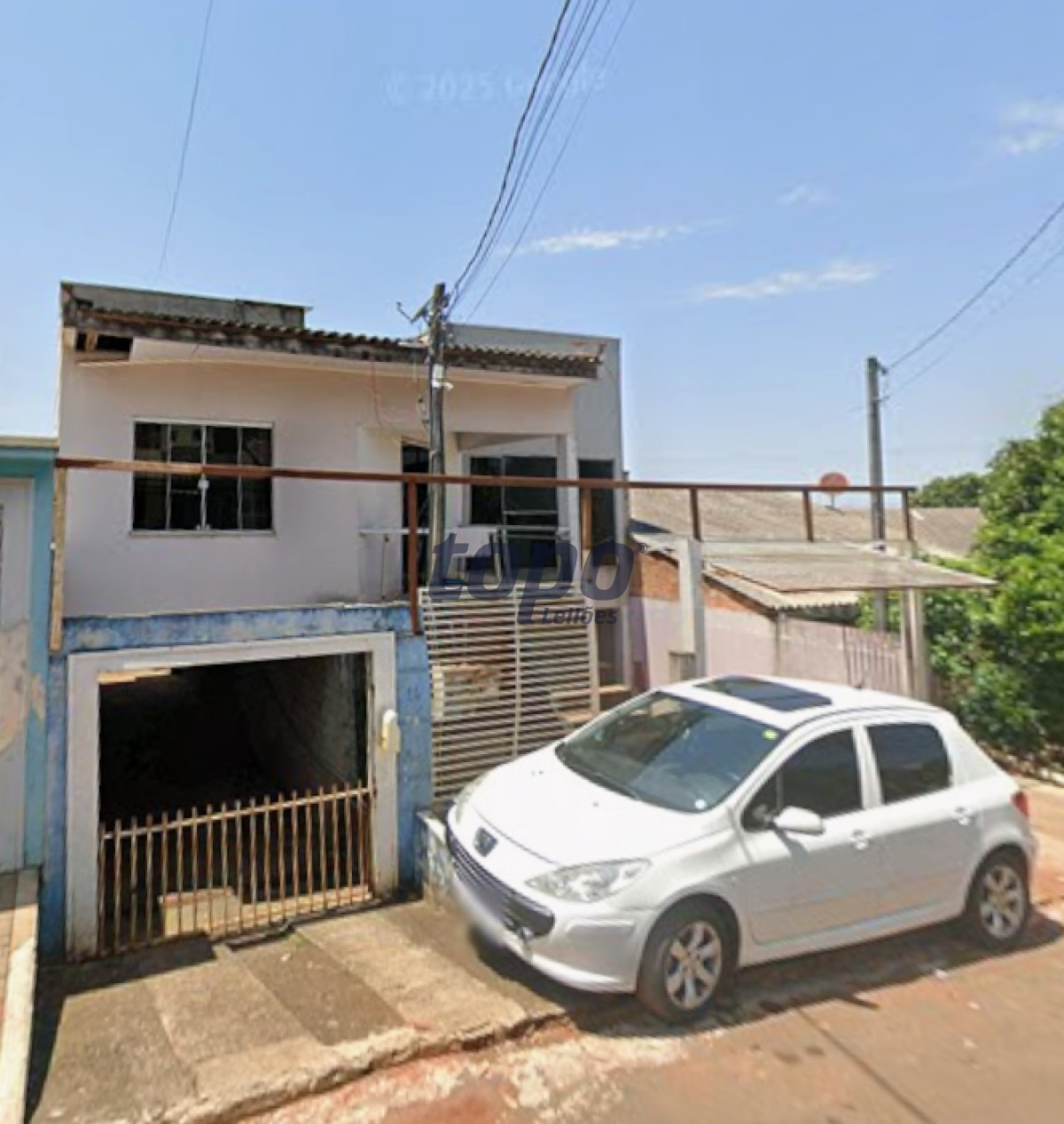 Sobrado - Rua 12 de Outubro, 84 - Margarida Galvan - Dois Vizinhos/PR — foto 2
