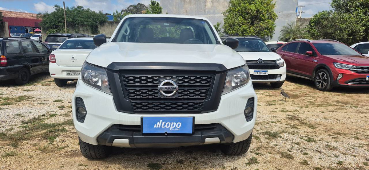NISSAN FRONTIER S 2023 — foto 1