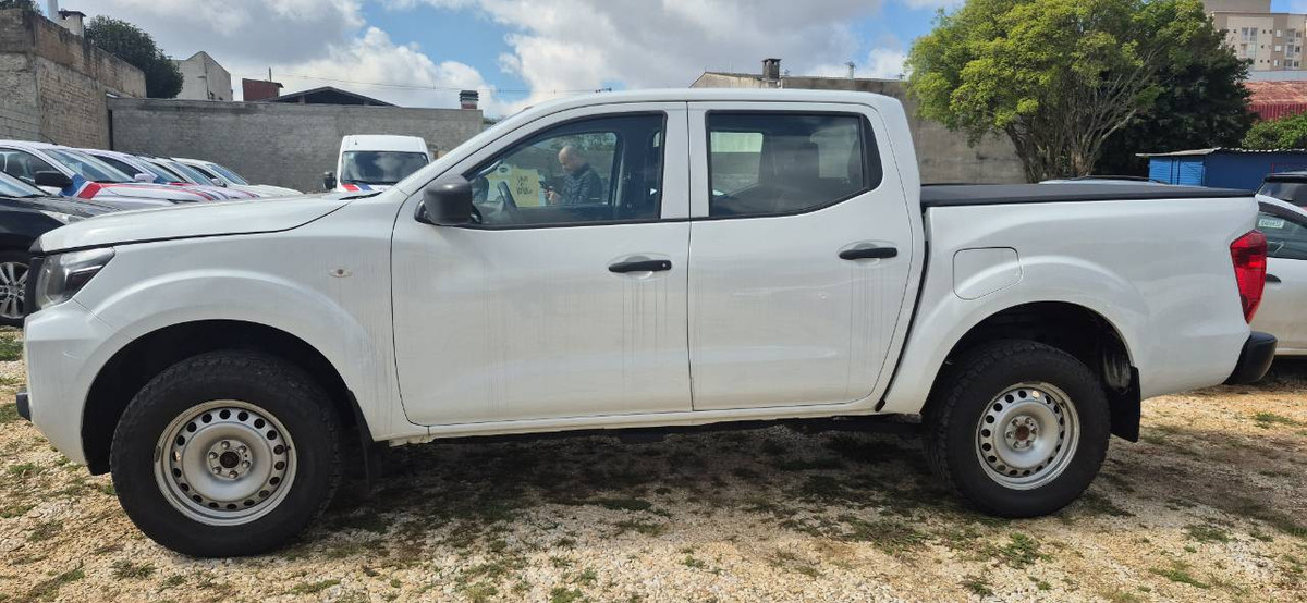 NISSAN FRONTIER S 2023 — foto 3