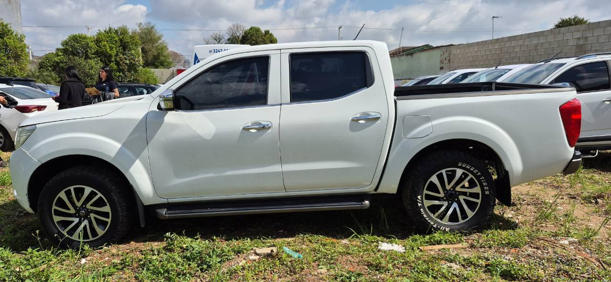 NISSAN FRONTIER 2020 — foto 3