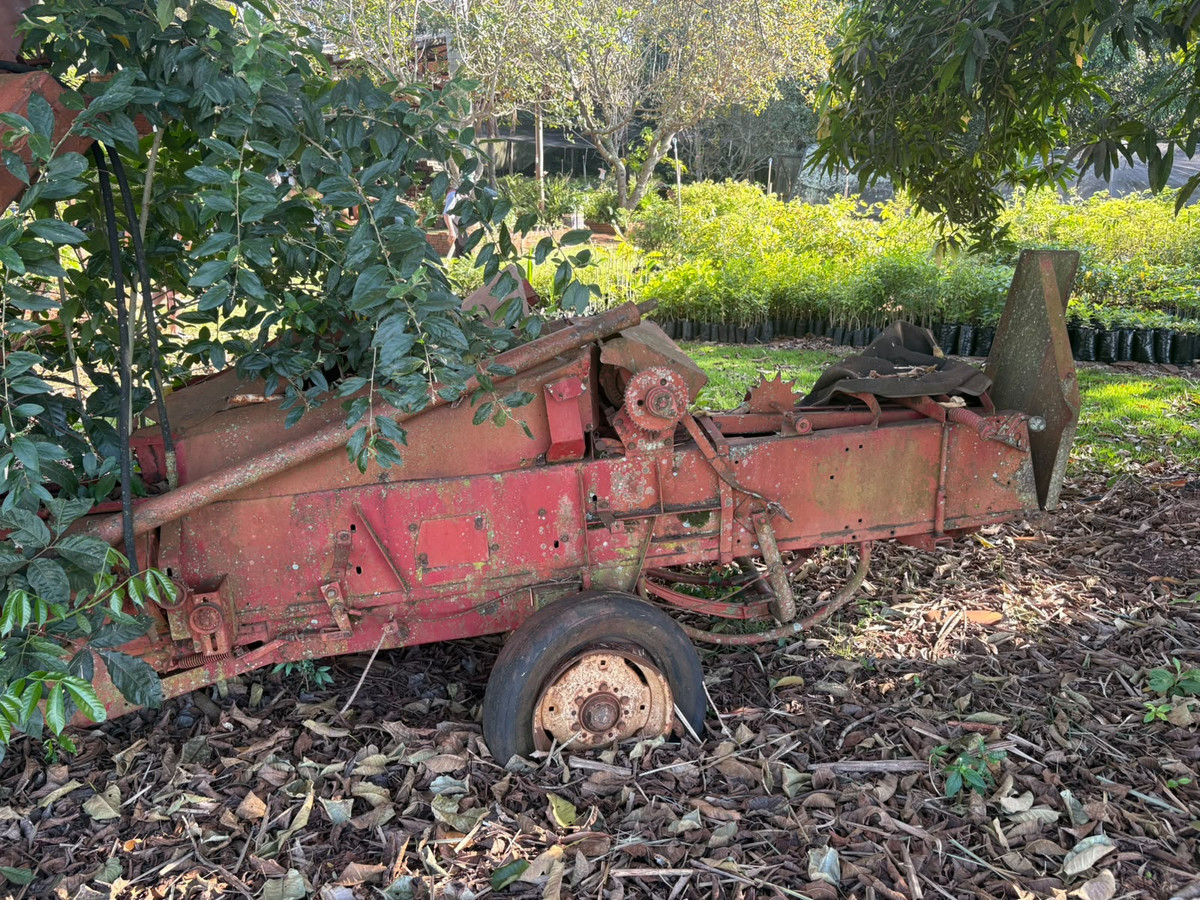 Sucata - Enfardadora New Holland