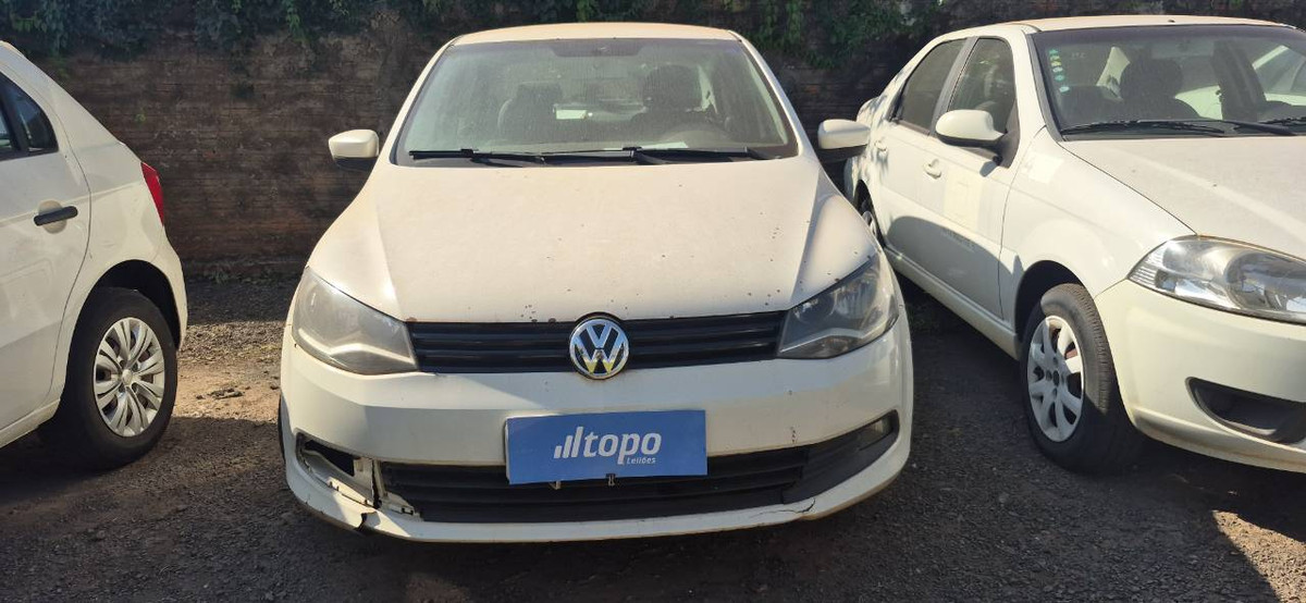 Automóvel Volkswagem Voyage 1.0 2013/2014