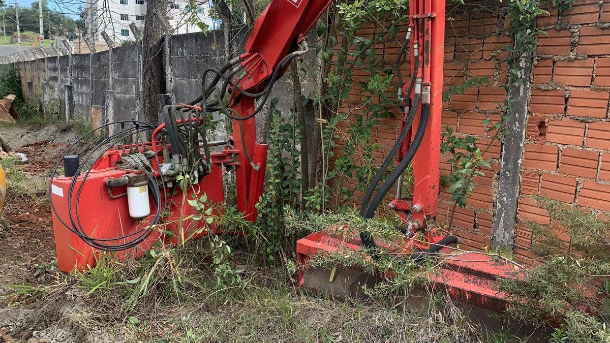LAVRALE - ROÇADEIRA AGRÍCOLA ARTICULADA, Vermelha — foto 5
