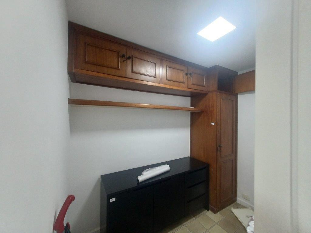 Armário Em Madeira Embutido — foto 1