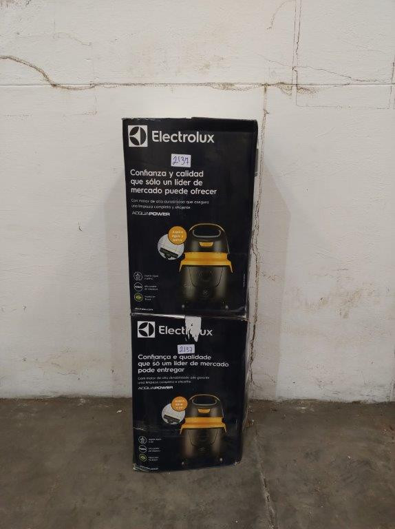 02 ASPIRADORES DE PÓ E ÁGUA — foto 1