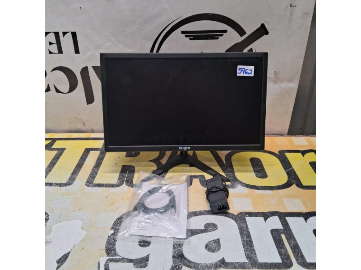 01 MONITOR LED — foto 1