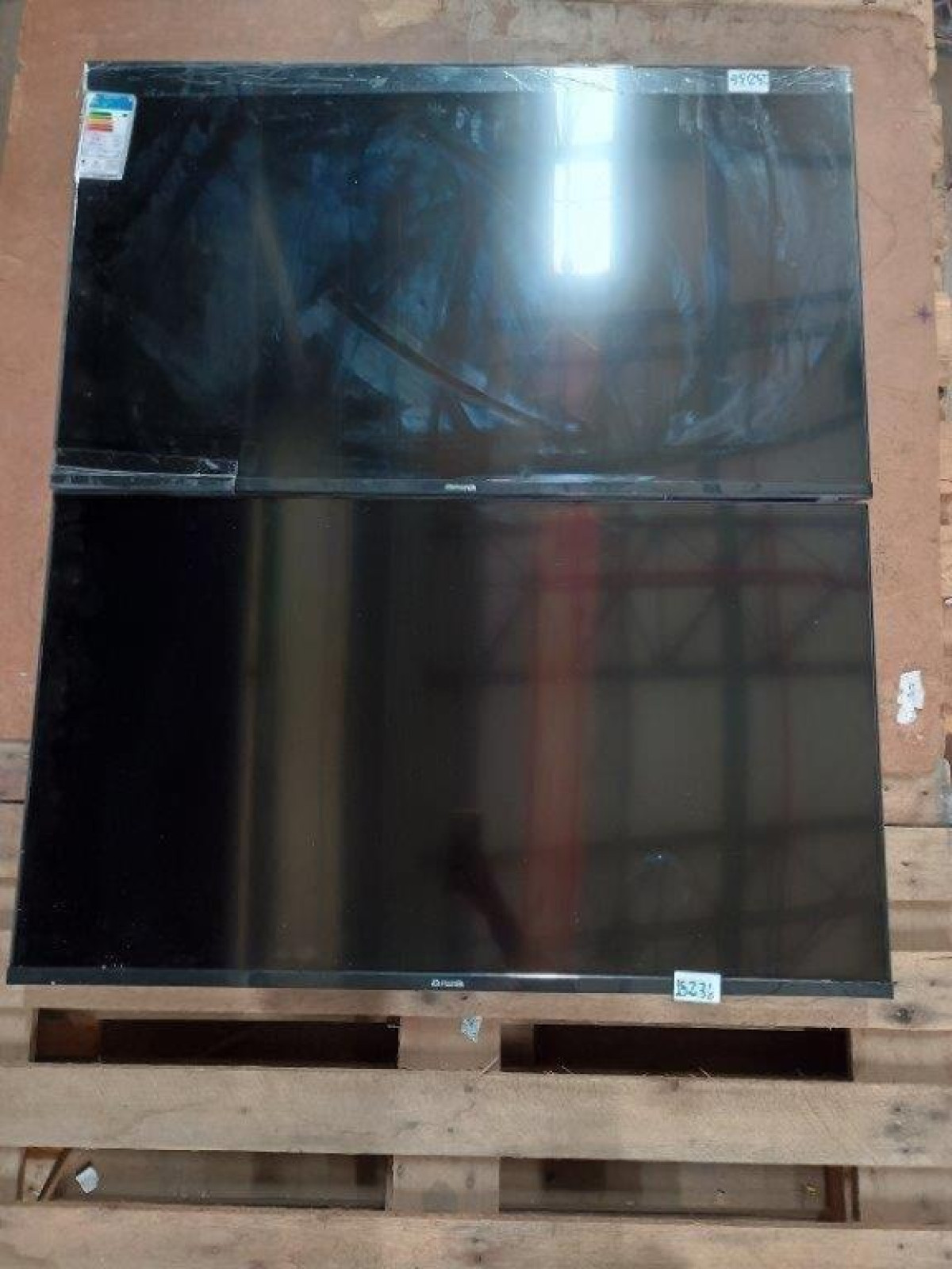 02 TVs AIWA 43" — foto 1