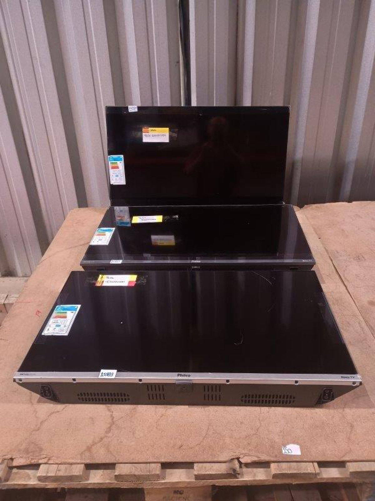 03 TVS SENDO: 02 SMART 32" + 01 LED 32" — foto 1
