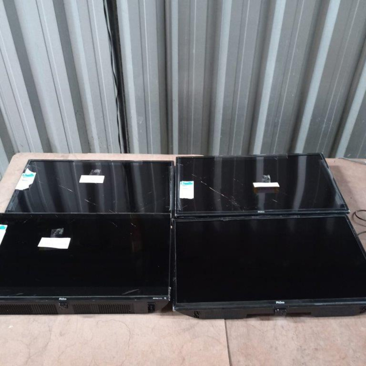 04 TVS LED 32" — foto 1