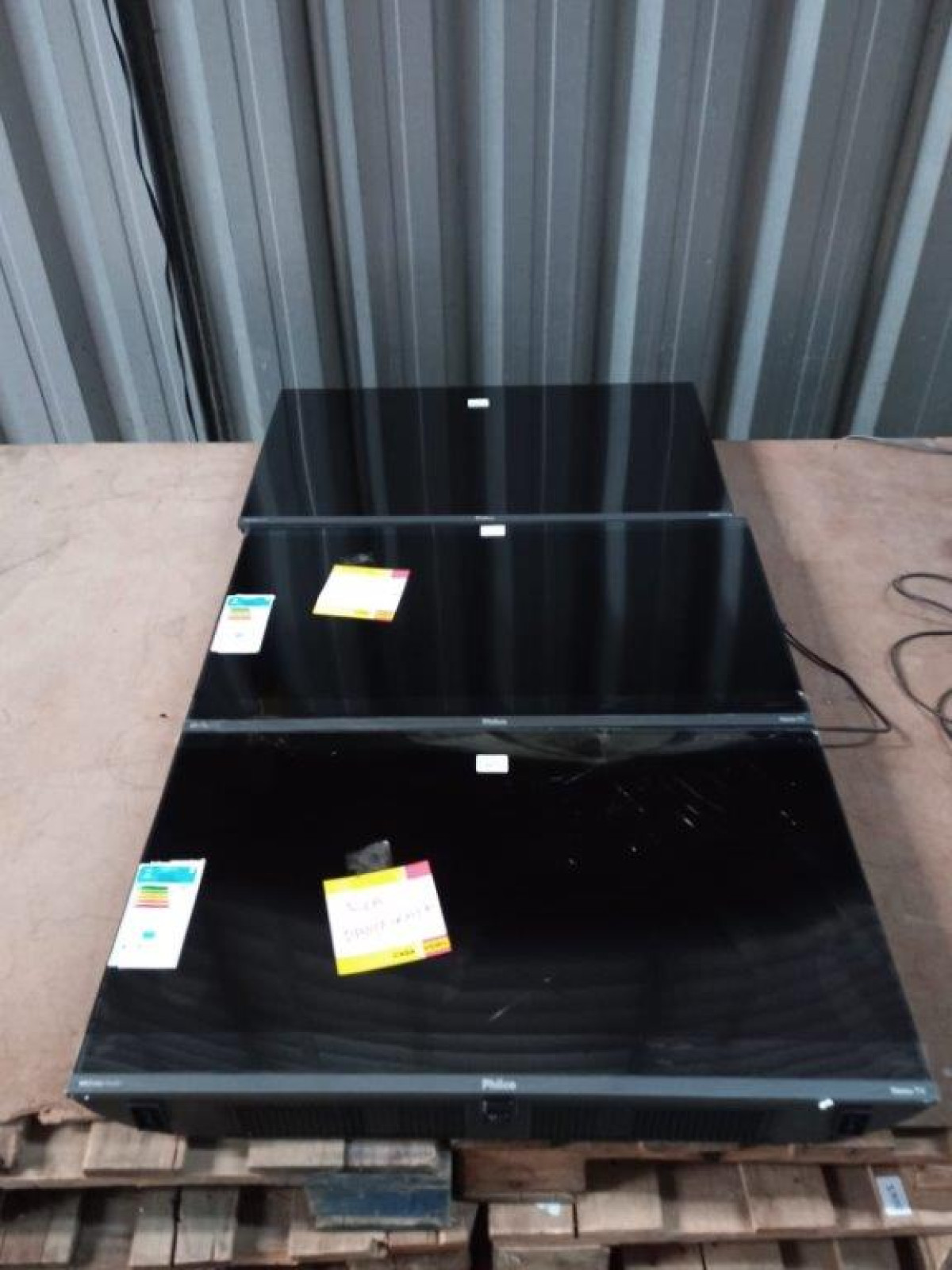 03 TVS SMART 32" — foto 1