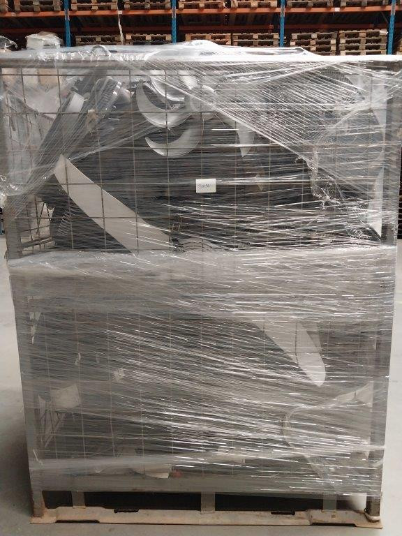 PALLET FECHADO COM APROXIMADAMENTE 30 ITENS — foto 4