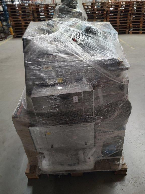 PALLET FECHADO CONTENDO APROXIMADAMENTE 26 ITENS — foto 3