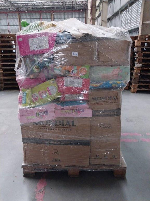 PALLET FECHADO CONTENDO APROXIMADAMENTE 118 BRINQUEDOS — foto 1