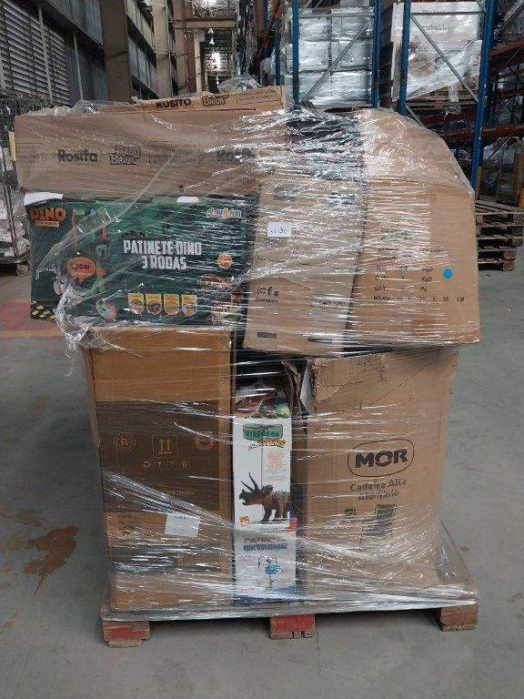 PALLET FECHADO CONTENDO APROXIMADAMENTE 87 BRINQUEDOS — foto 1