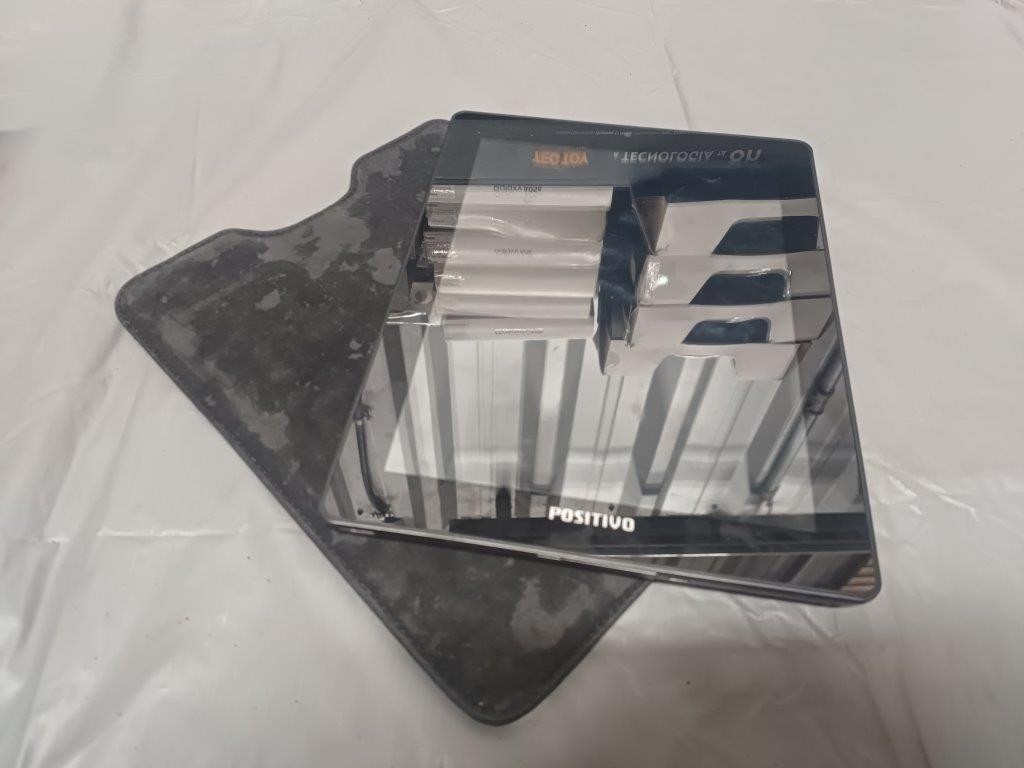 01 TABLET POSITIVO YPY 10STB 16GB — foto 1