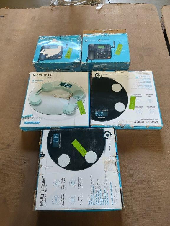 05 ITENS SENDO: 03 BALANÇAS + 02 TELEFONES — foto 1