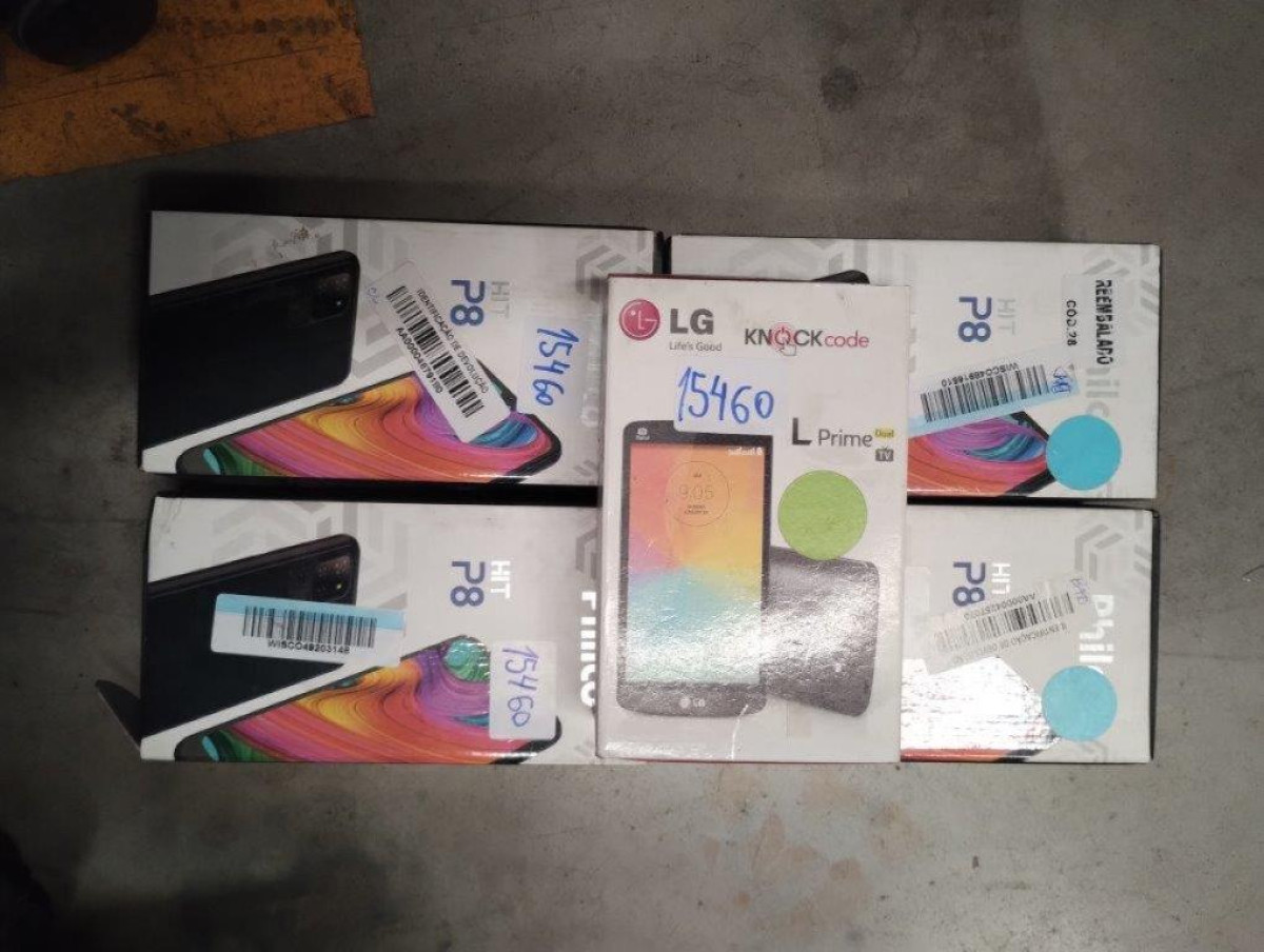 05 SMARTPHONES, SENDO 01 LG + 04 PHILCO — foto 1