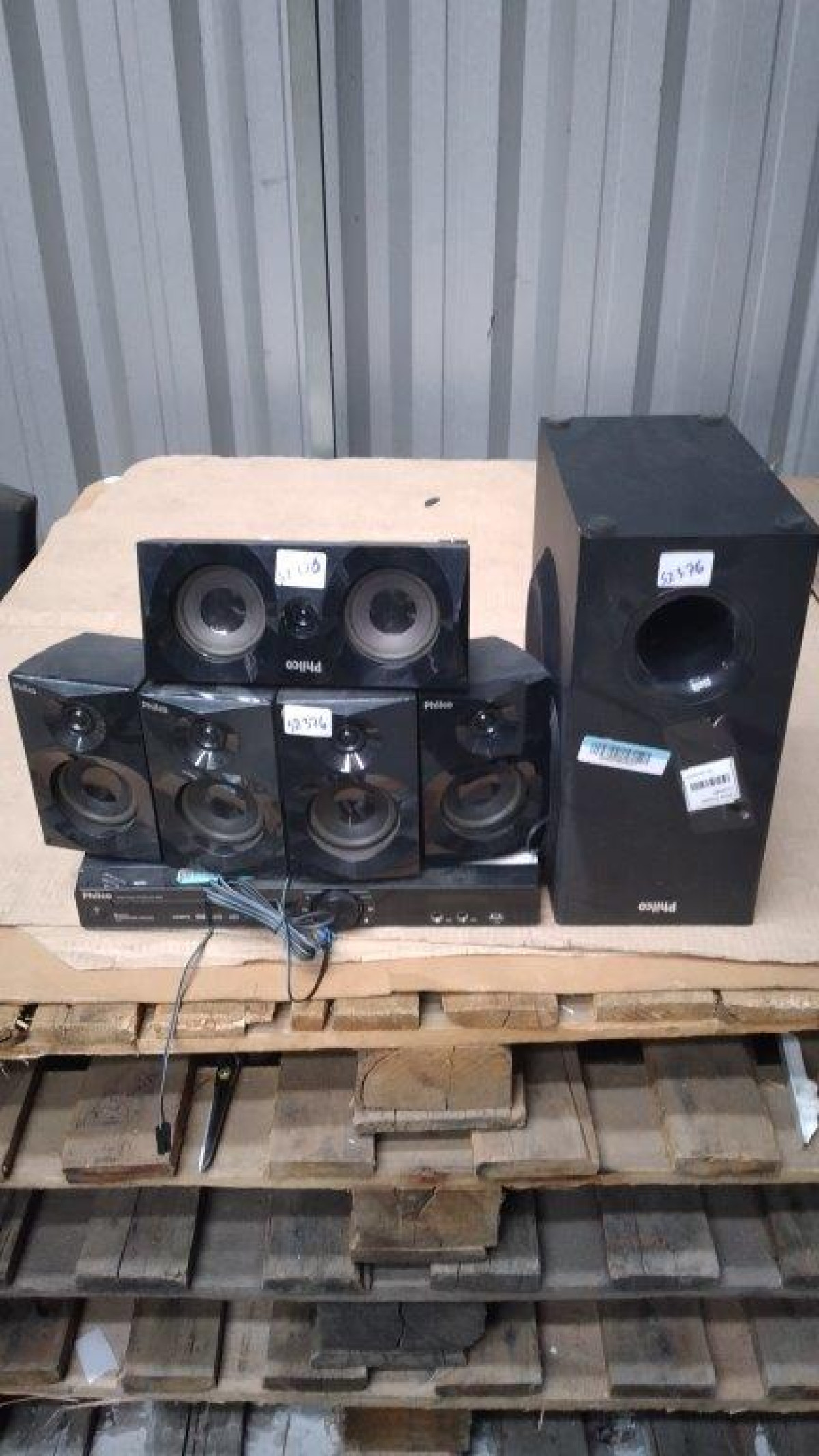 01 HOME THEATER PHT690 — foto 1